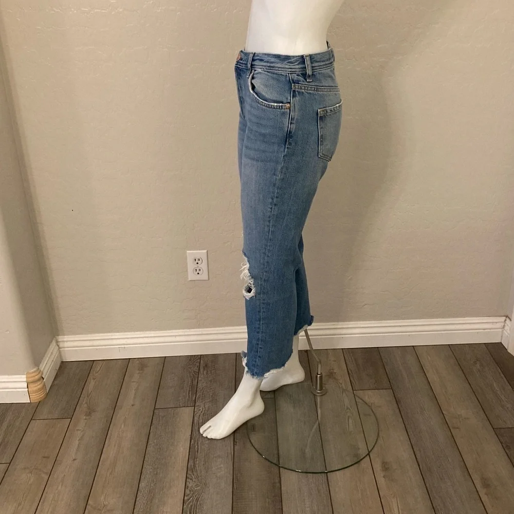 FREE PEOPLE Distressed Maggie Straight Jeans 26 Cropped Light Stone Fray Rip